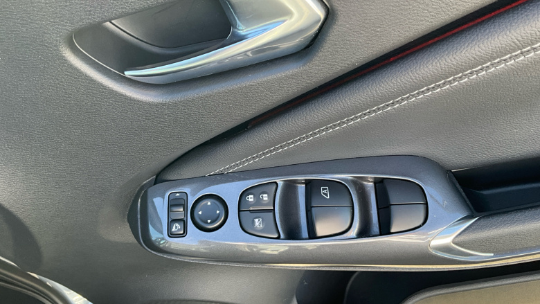 Nissan Juke 1.0 DiG-T 114 Tekna 5dr DCT Petrol Hatchback